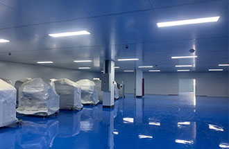 12月18日，志遠(yuǎn)凈化承攬的電子廠無塵車間凈化工程收尾中